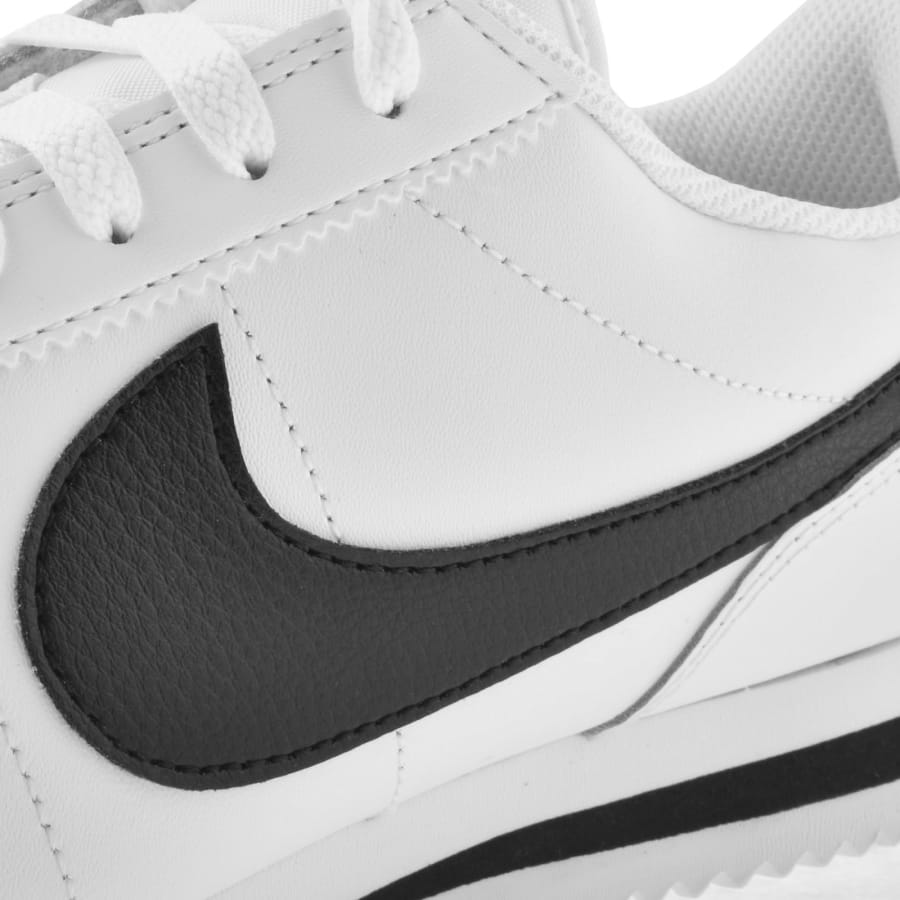 Nike cortez fossil white top